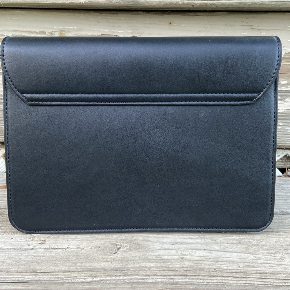 New! Pixie Mood Zoe Crossbody Bag Purse in Black Vegan Leather - Picture 12 of 13